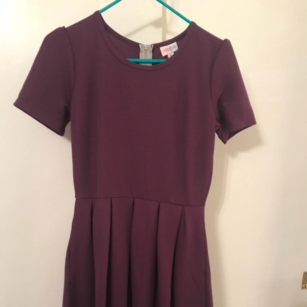 Medium lularoe Amelia